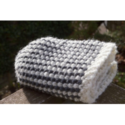 Boucle Beanie Ice Age Strickanleitung von Wollefein