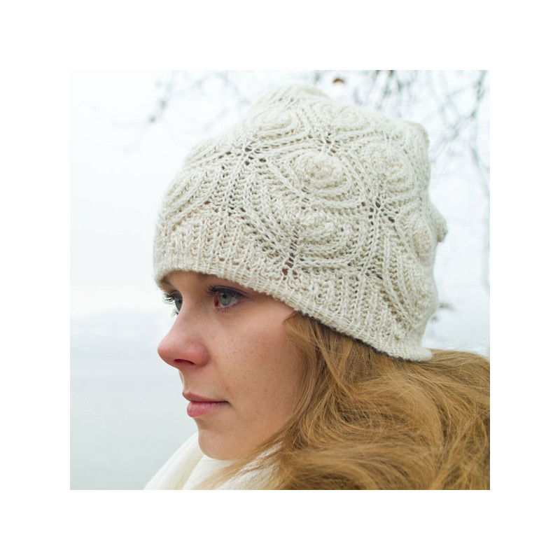 Hat White Tulips Knitting pattern Design Ekaterina Arndt wollefein.ch