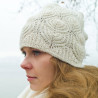 Hat White Tulips Knitting pattern Design Ekaterina Arndt wollefein.ch