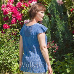 Top Blue Air Strickanleitung Design Ekaterina Arndt wollefein-shop.ch